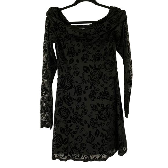 Wild Fable Black Rosette Velvet Mini Dress Fit and Flare Size Small Whimsigoth - Picture 1 of 10